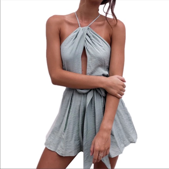 Halter neck Grey Backless Romper Jumpsuit - Picture 2 of 8
